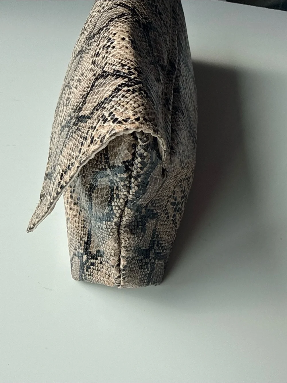 Estée Lauder Snakeskin effect Cosmetic Bag Snap
